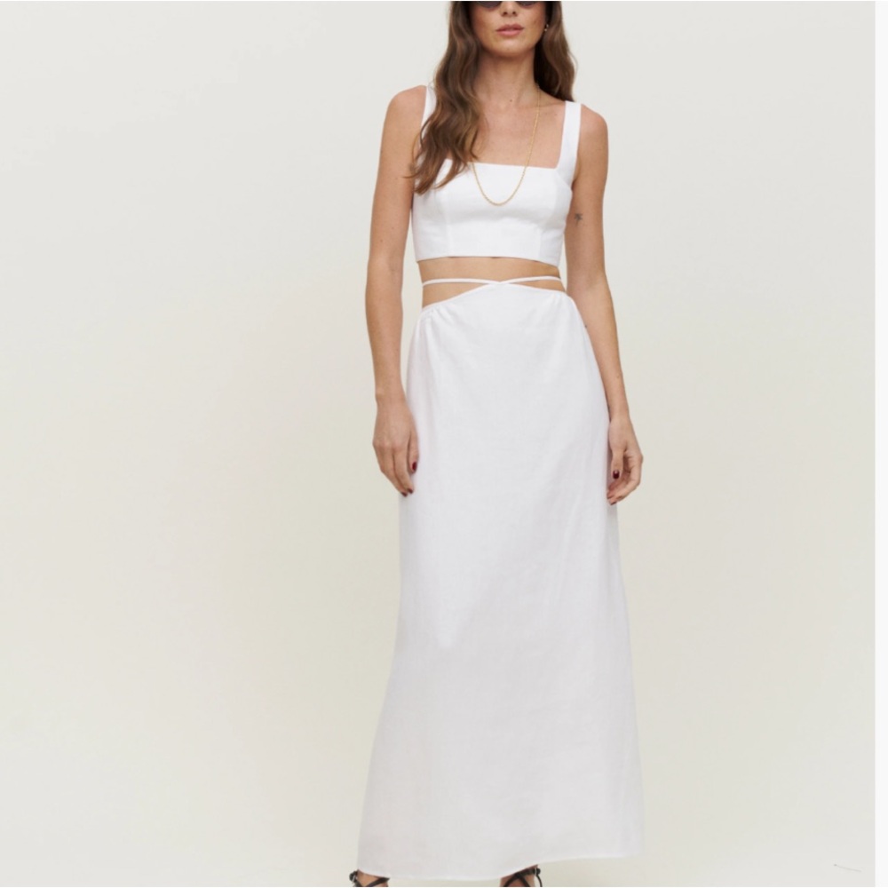 Reformation Linen Set